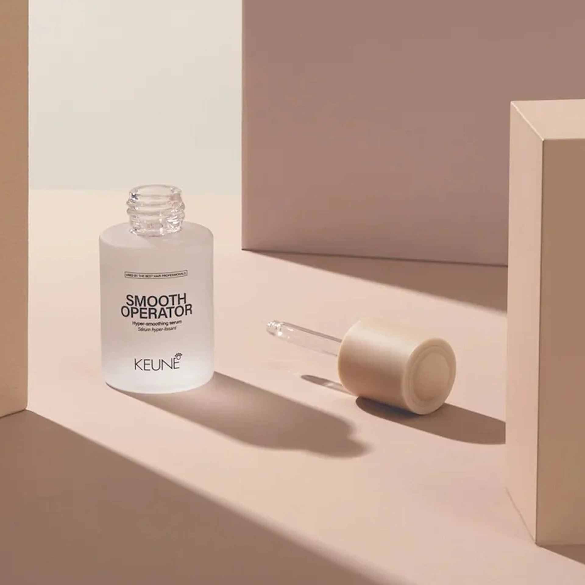 Keune Smooth Operator Pürüzsüzleştirici Saç Şekillendirme Serumu 30 ml